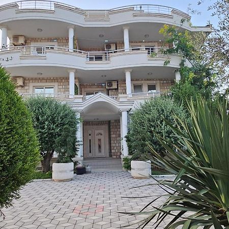 Meti Apartments Ulcinj Eksteriør billede