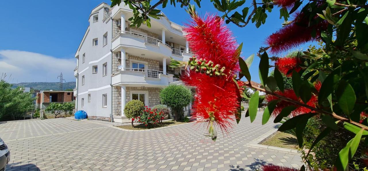 Meti Apartments Ulcinj Eksteriør billede